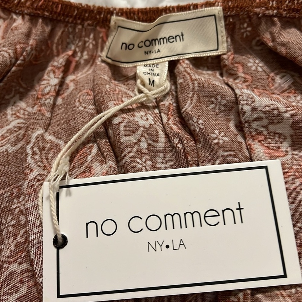 NO COMMENT Juniors floral tired hem mini dress size M - Picture 6 of 6